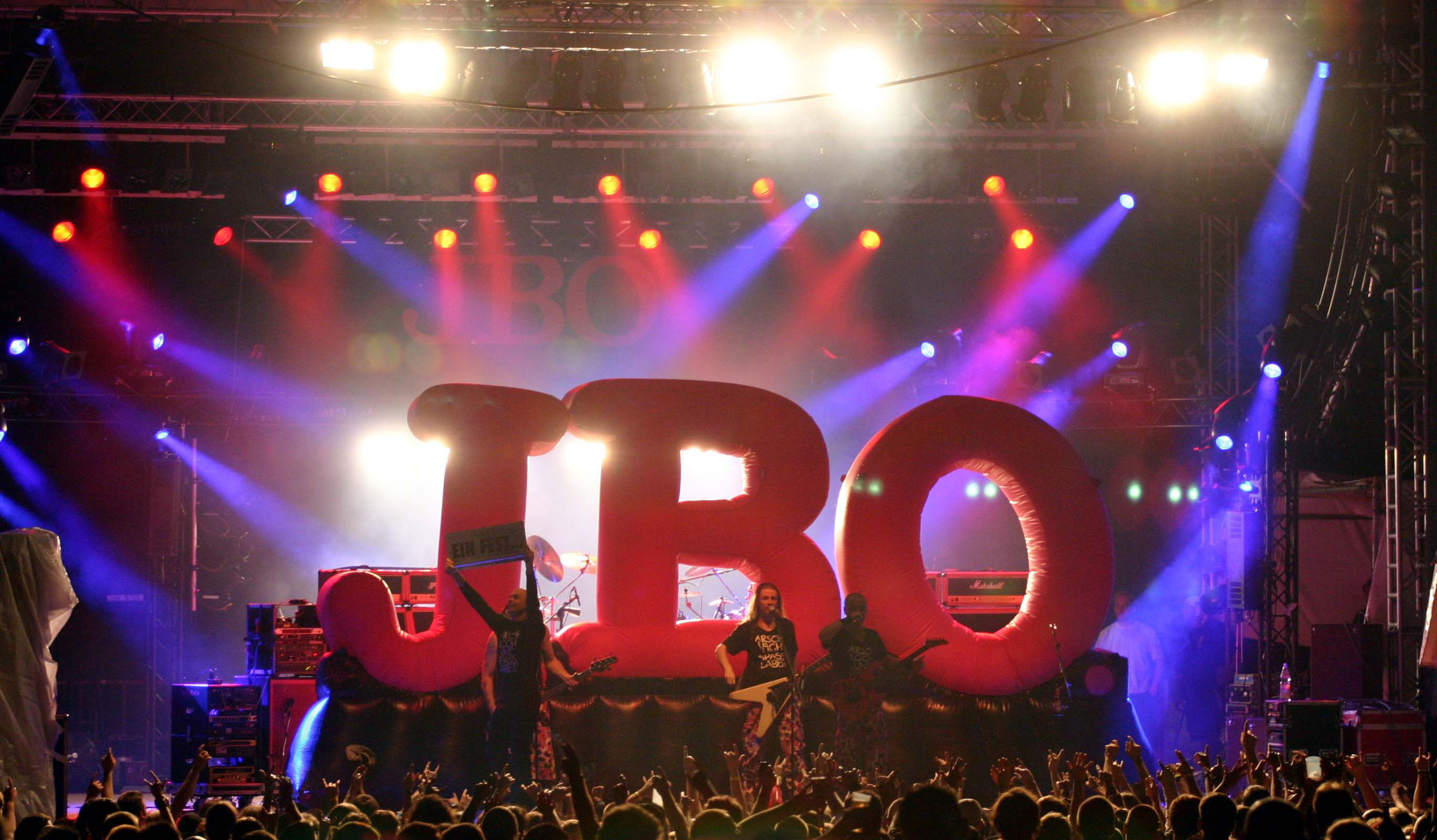 Band JBO beim rockXplosion 2004