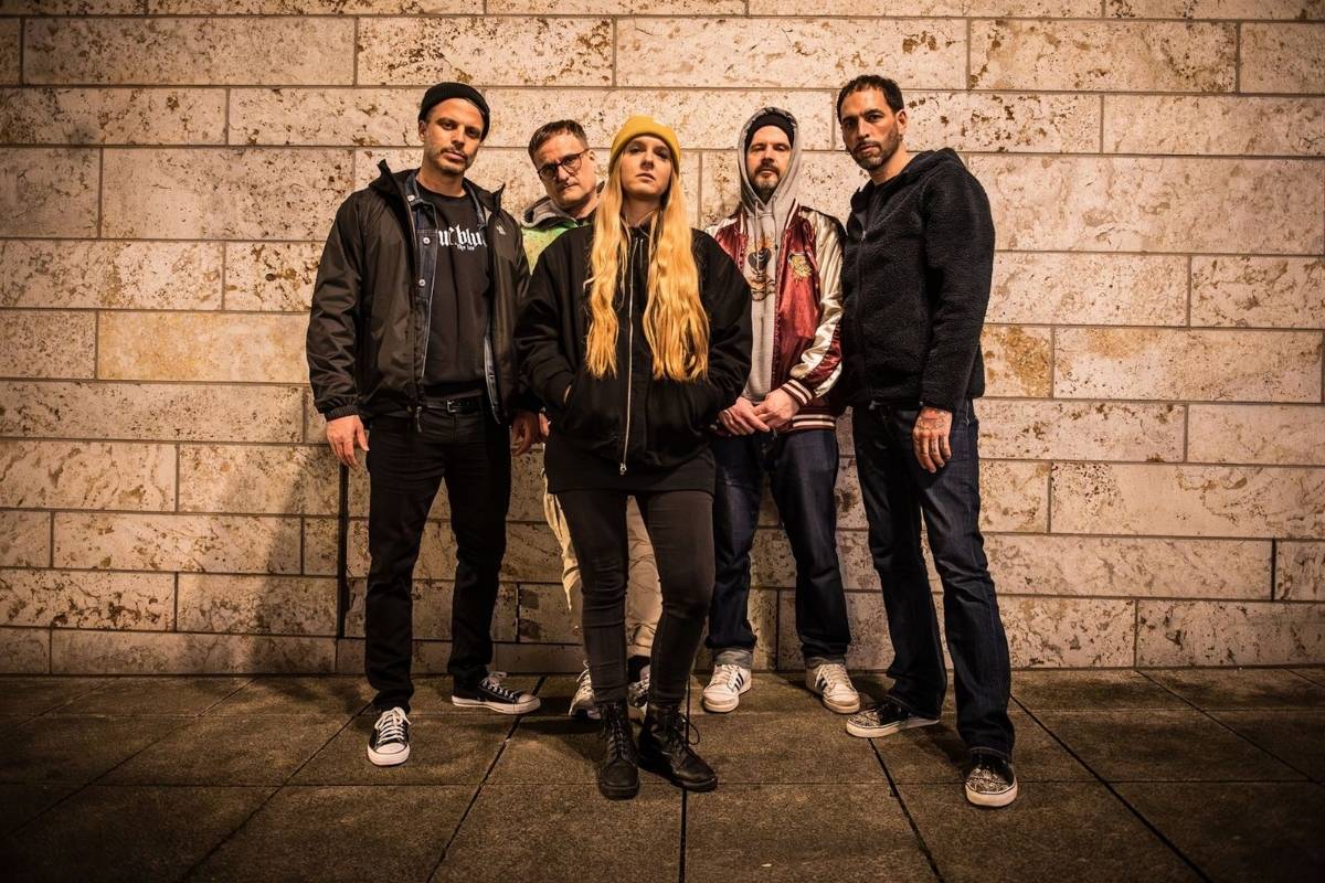 16_Header_FR_PrisonOfHope